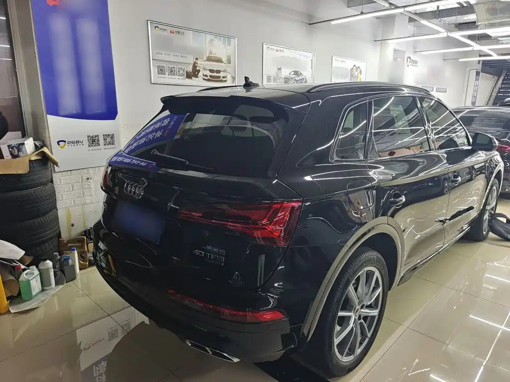 Audi Q5L 2024