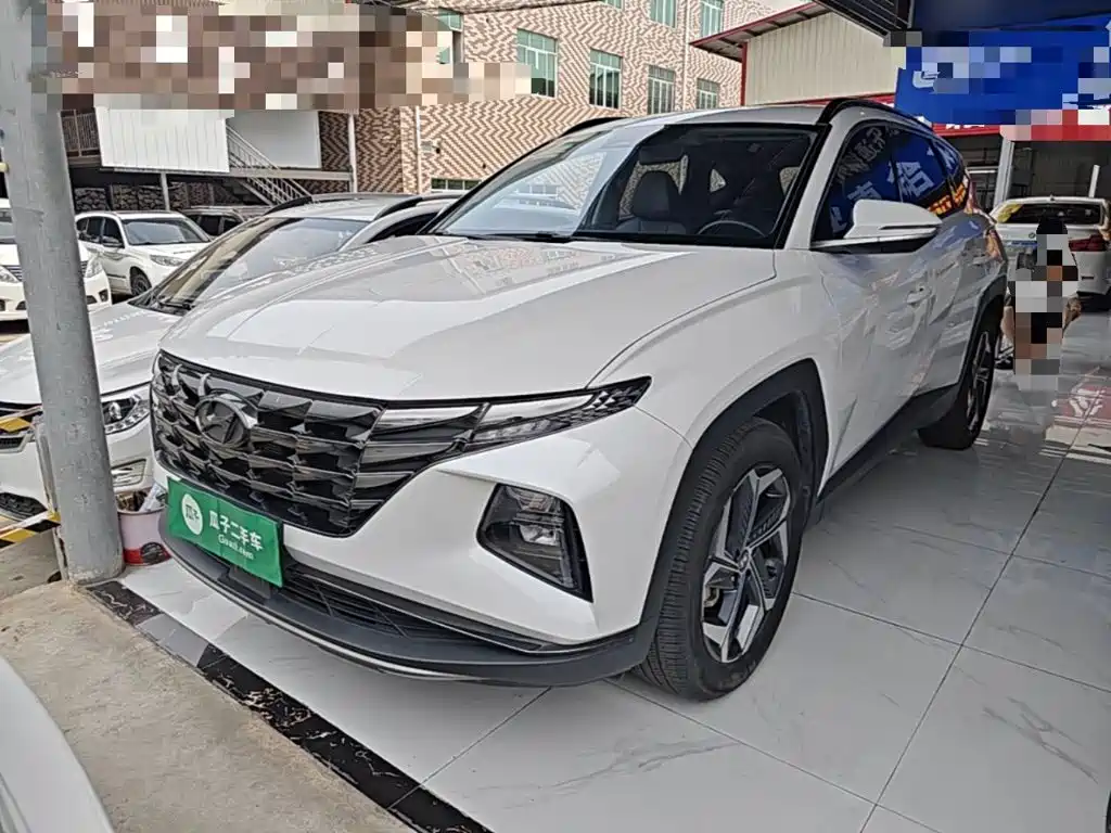 Hyundai Tucson 2023 — фото 2