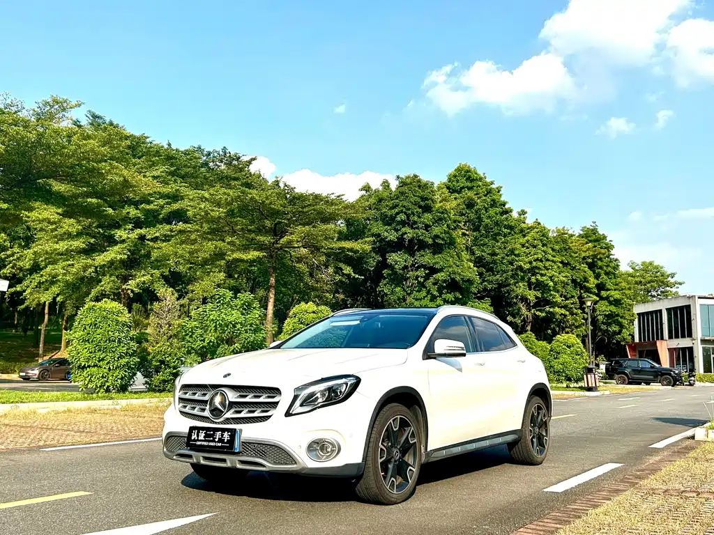 Mercedes-Benz GLA 2017 — фото 2