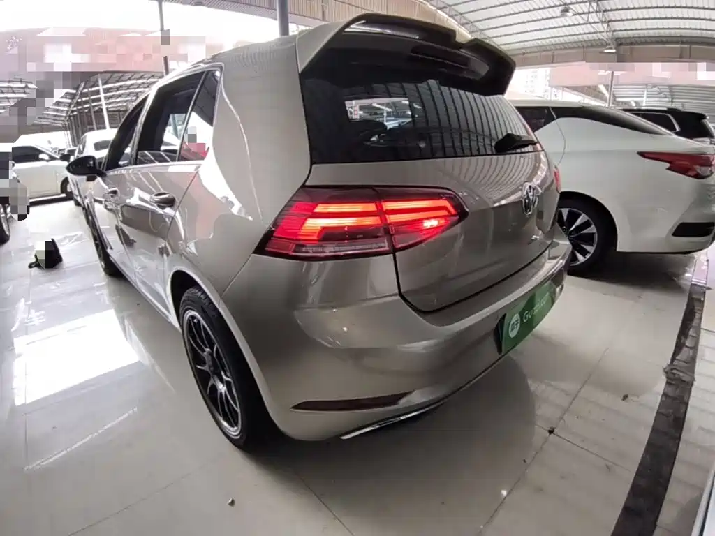 Volkswagen Golf 2020