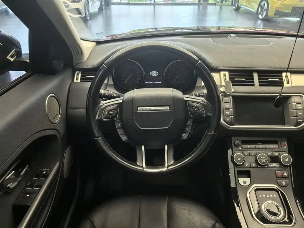 Land Rover Evoque 2014 — фото 9