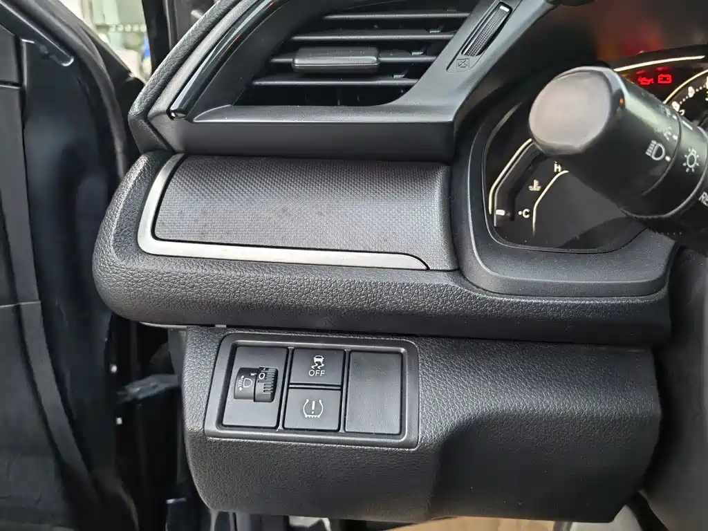 Honda Civic 2019 — фото 15