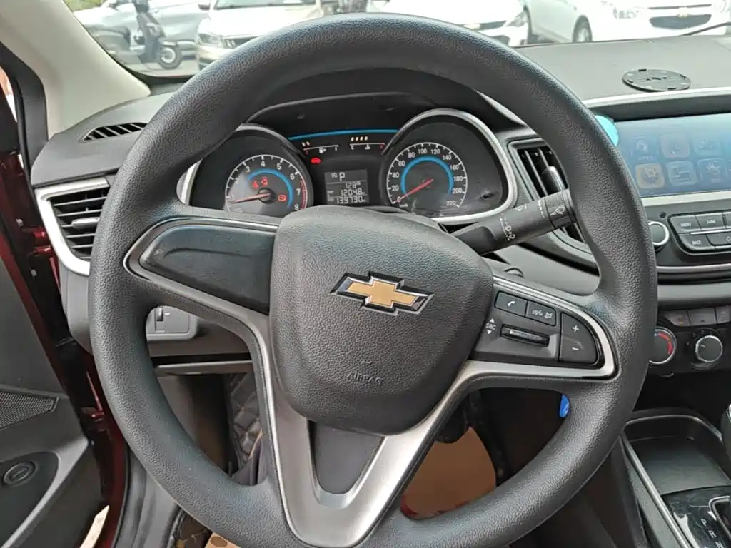 Chevrolet Cavalier 2018 — фото 11