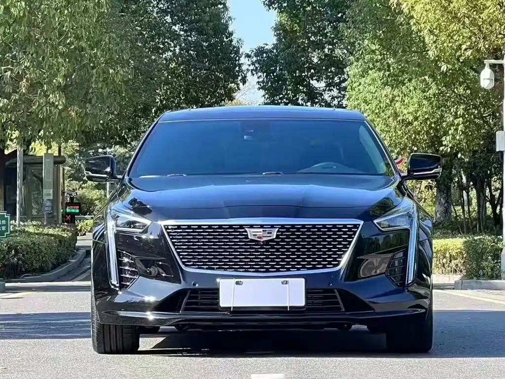 Cadillac CT6 2022 — фото 2