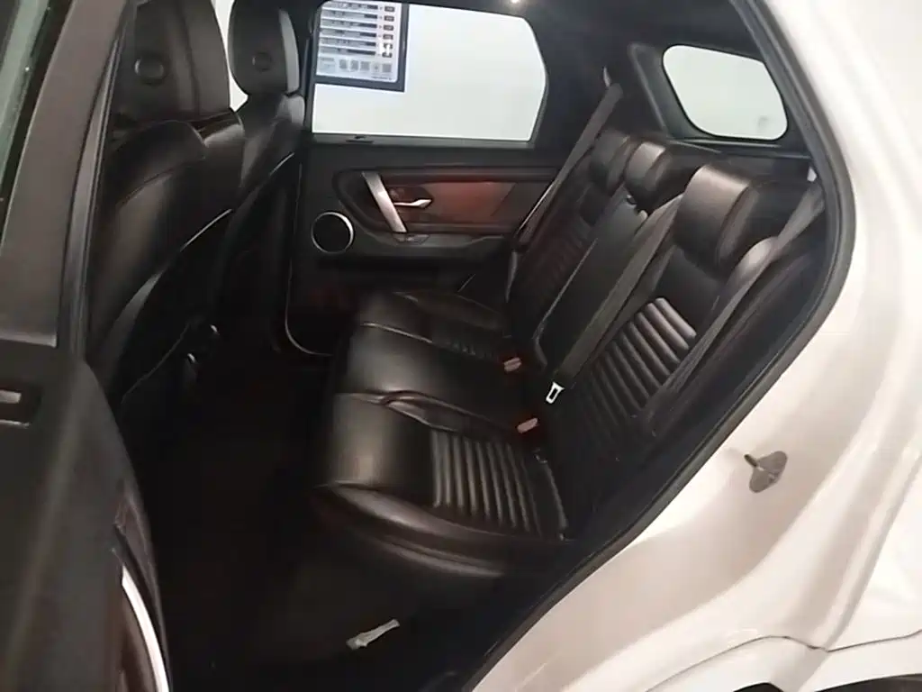 Land Rover Discovery Sport 2022 — фото 17