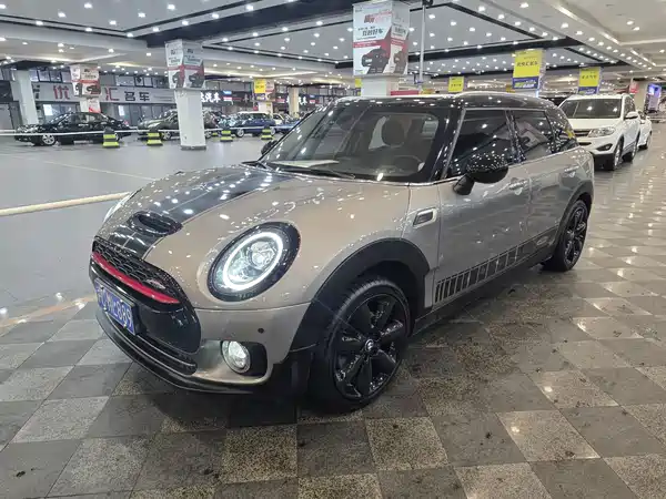 MINI Clubman 2016