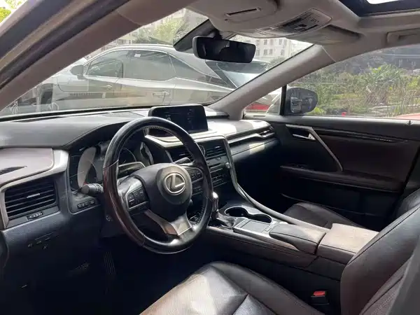 Lexus RX 2020