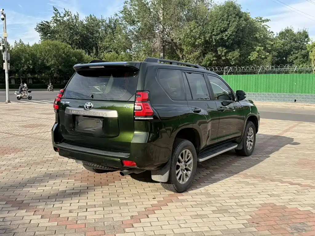Toyota Prado 2018