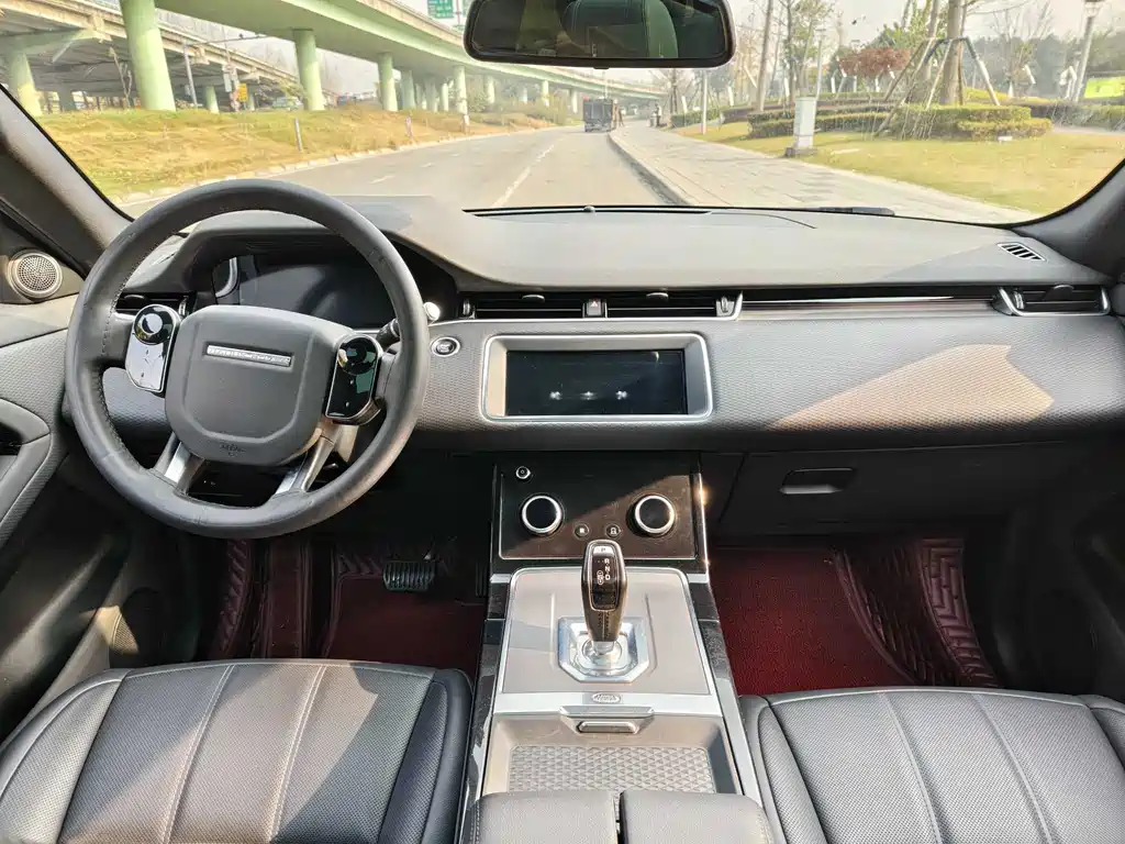 Land Rover Evoque 2020 — фото 7