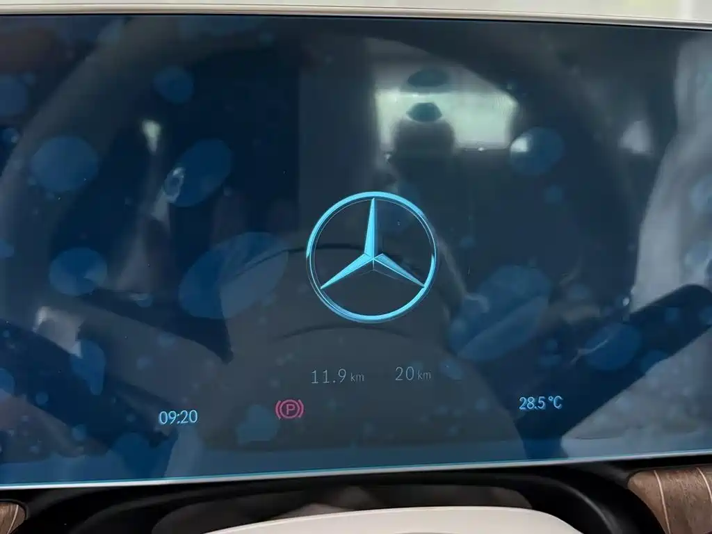 Mercedes-Benz EQE 2025