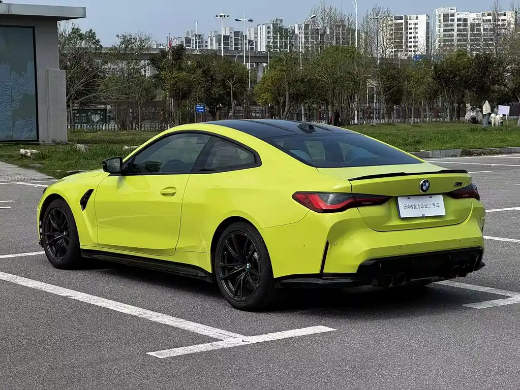 BMW M4 2024