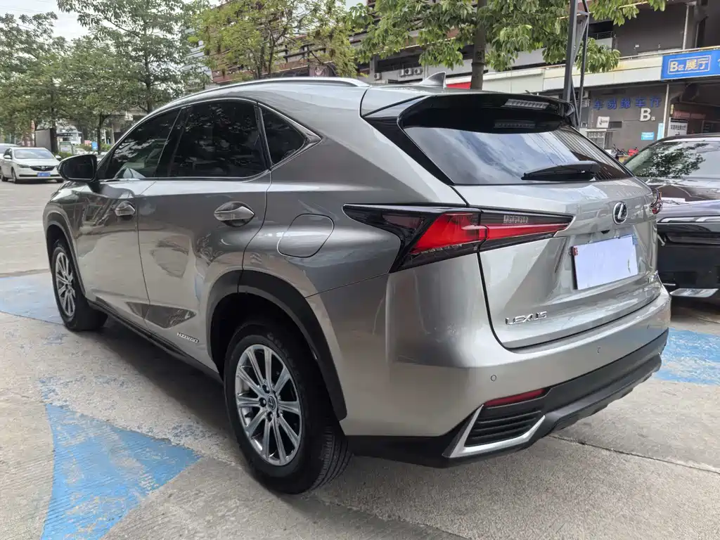 Lexus NX 2021 — фото 5