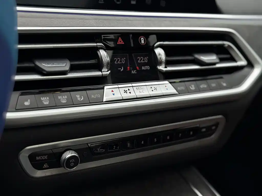 BMW X5 2021 — фото 8