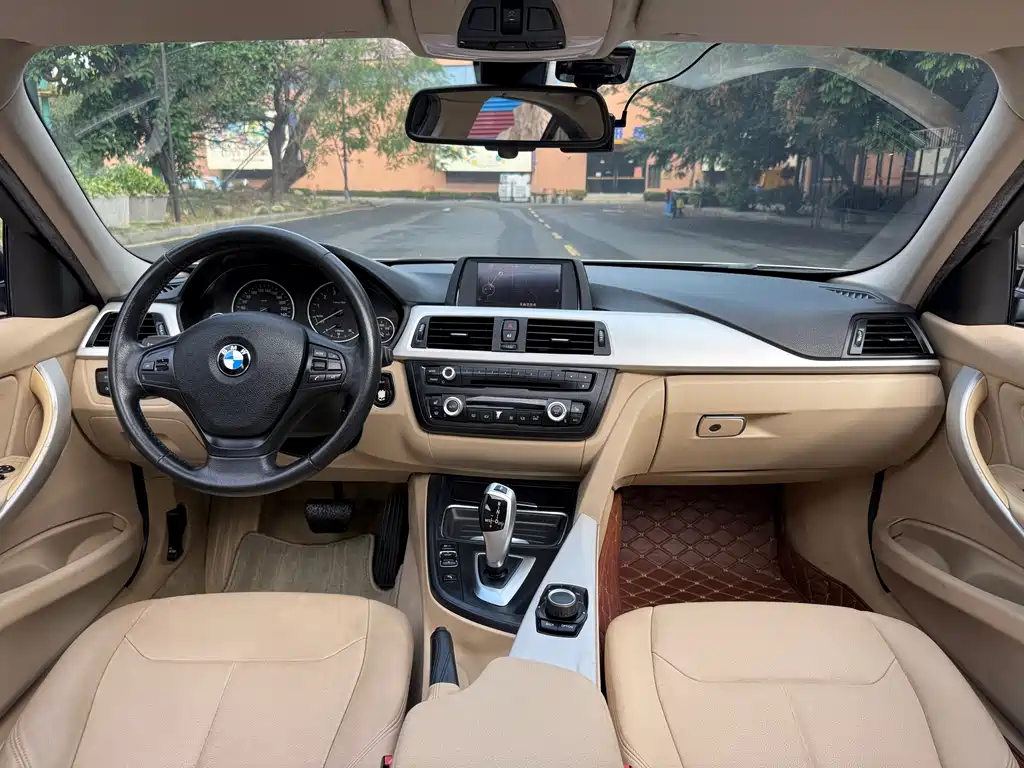 BMW 3 Series 2015 — фото 13