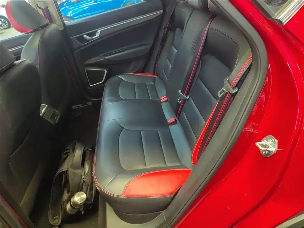 Geely Emgrand GS 2020 — фото 17