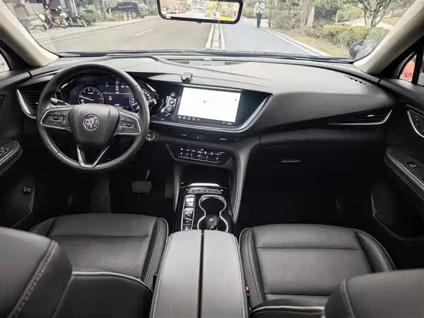 Buick Envision Plus 2022