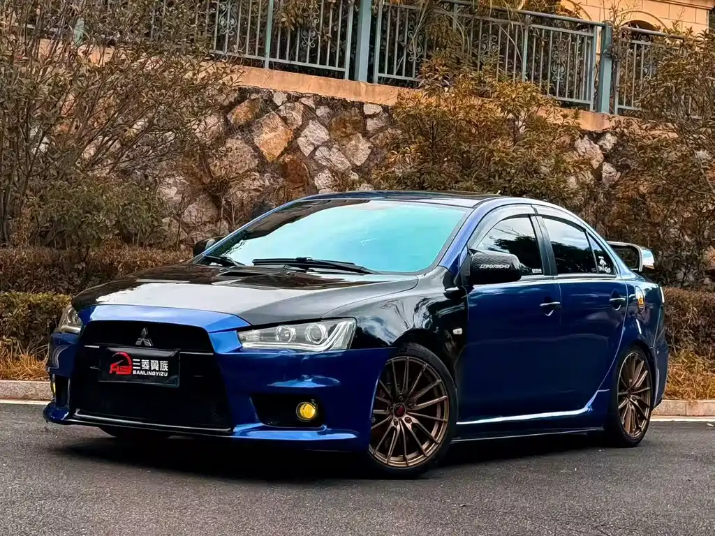 Mitsubishi Lancer EX 2011 — фото 1