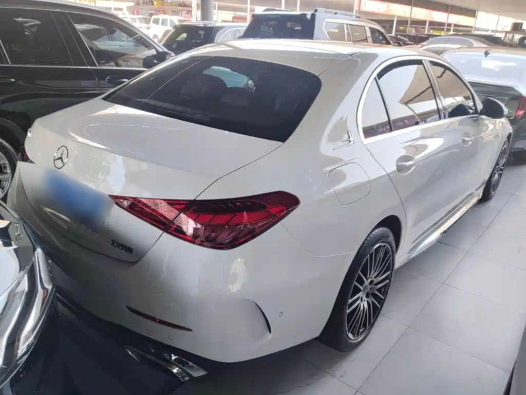 Mercedes-Benz C-Class 2023