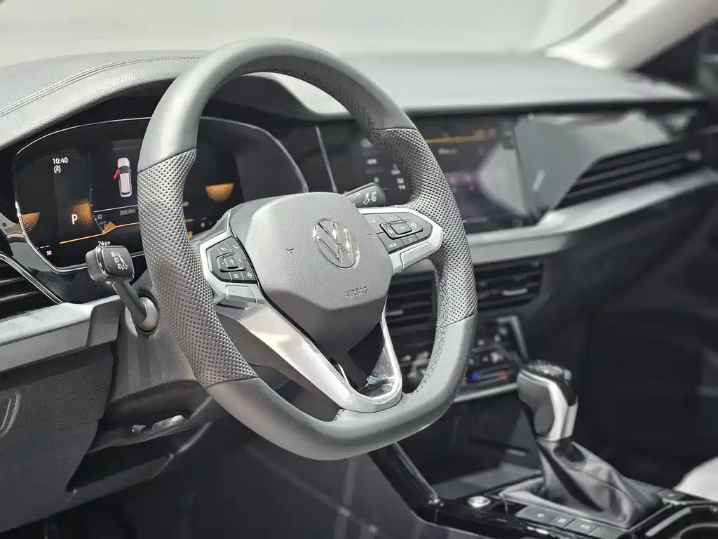 Volkswagen Passat — фото 9