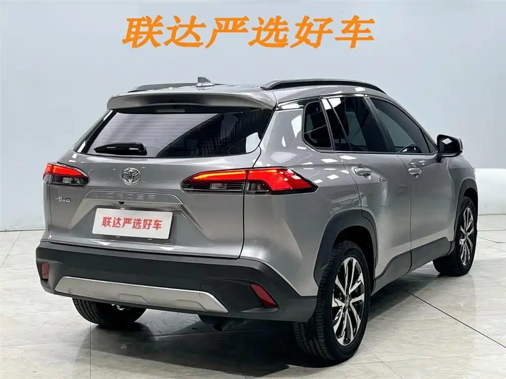 Toyota Corolla Cross 2022 — фото 26