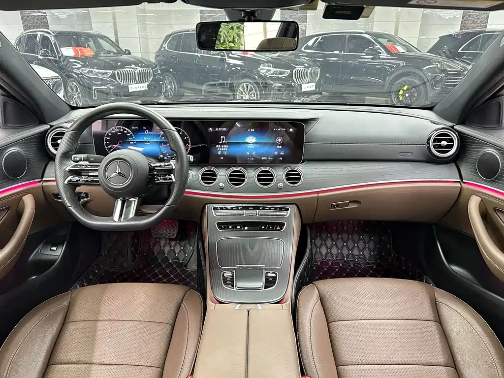 Mercedes-Benz E-Class 2022 — фото 13