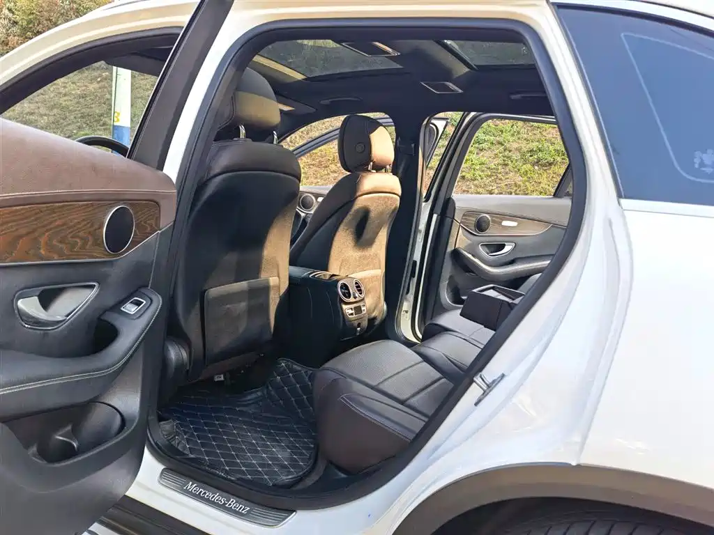 Mercedes-Benz GLC 2020 — фото 10