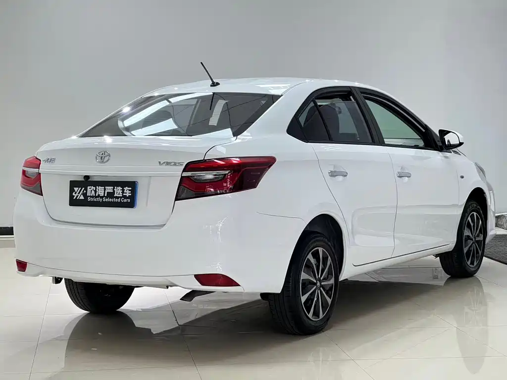 Toyota Vios 2023 — фото 6