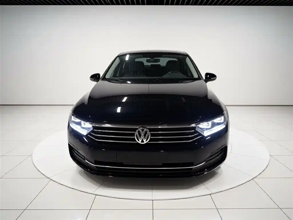Volkswagen Magotan 2018 — фото 5