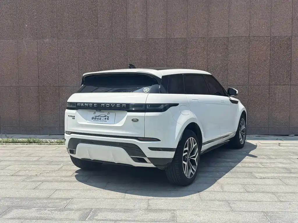 Land Rover Evoque PHEV 2023