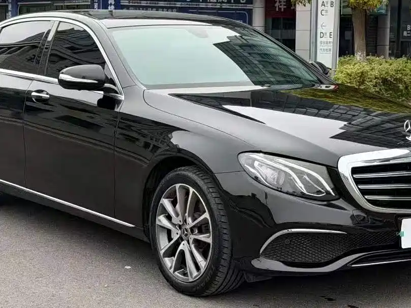 Mercedes-Benz E-Class 2019 — фото 2