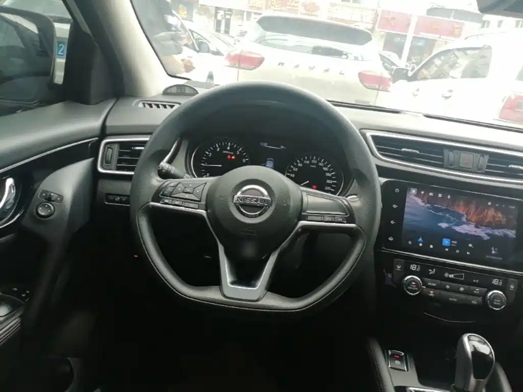 Nissan Qashqai 2022 — фото 11