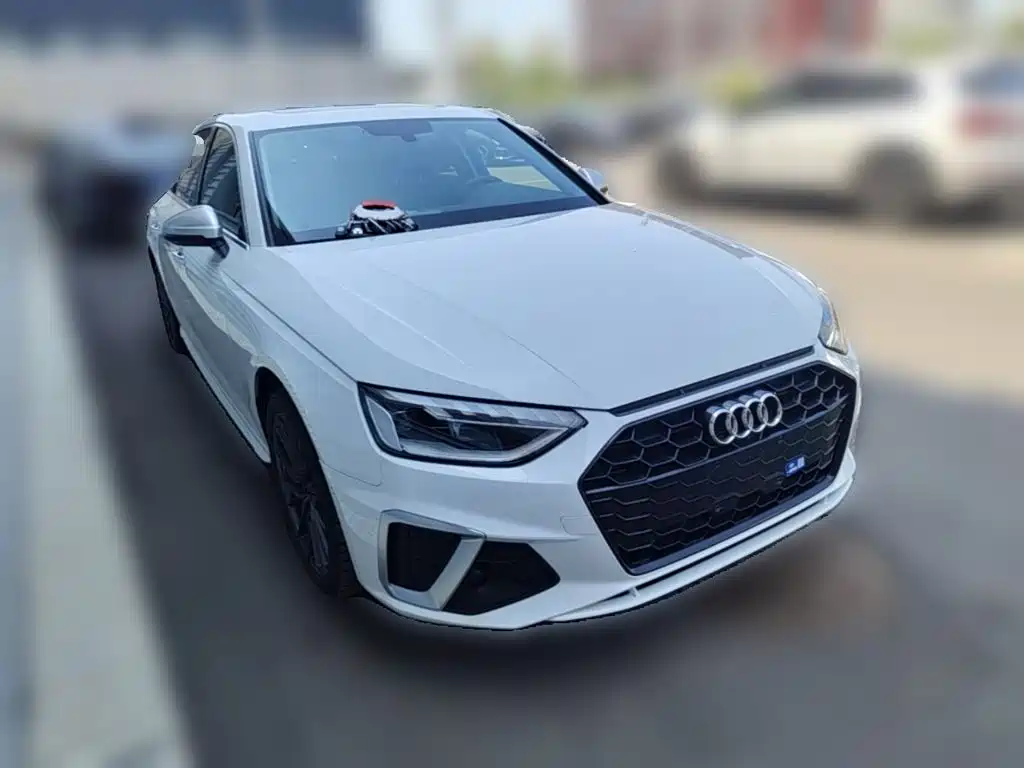 Audi A4L 2021