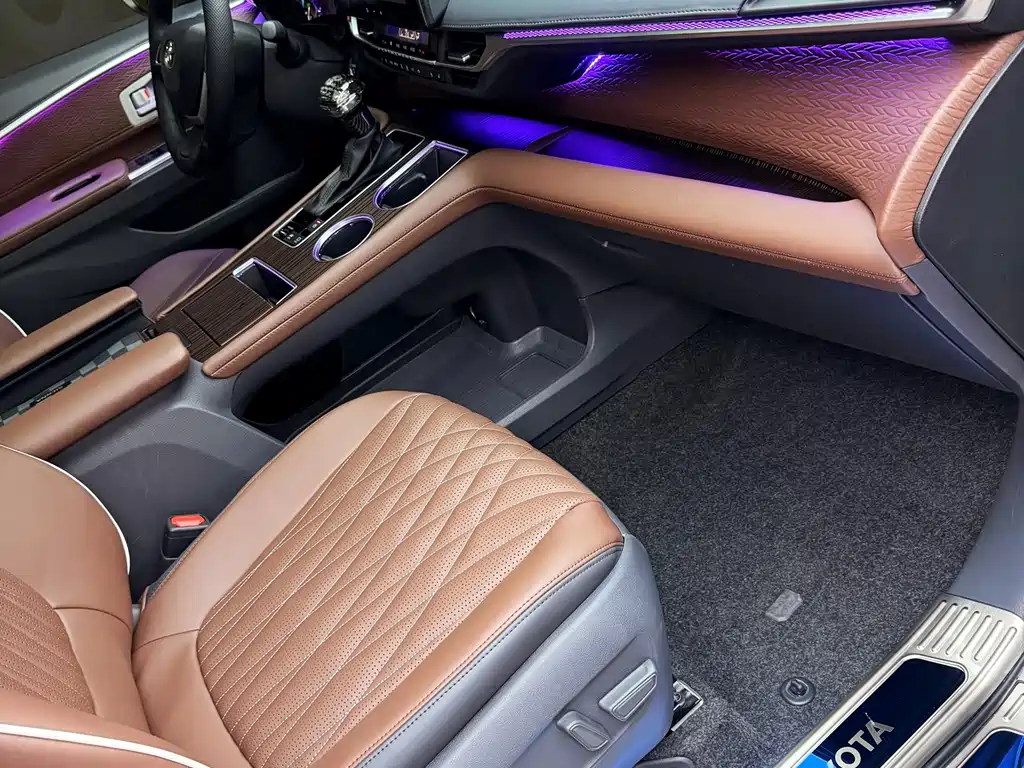 Toyota Sienna 2025 — фото 10