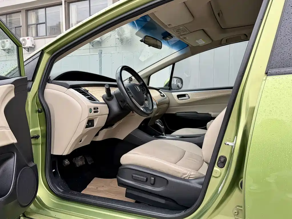 Honda Jade 2014 — фото 10