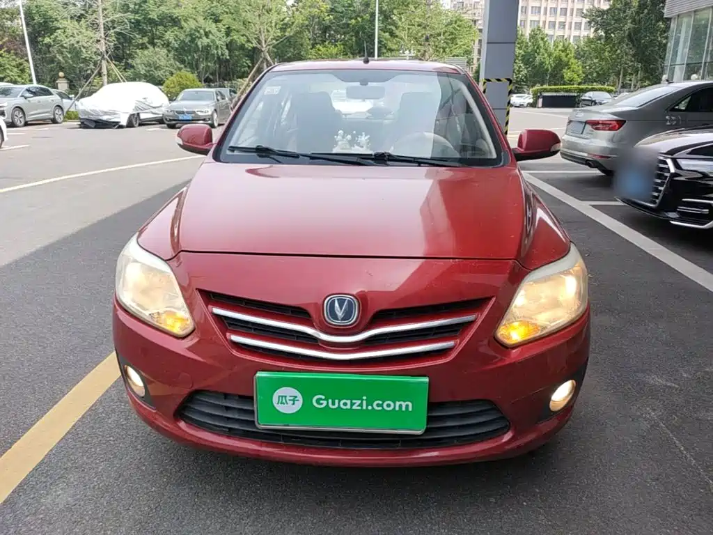 Changan V3 2015 — фото 3