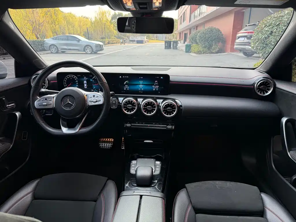 Mercedes-Benz CLA 2021
