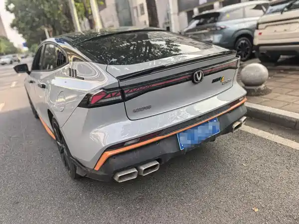 Changan UNI-V 2024