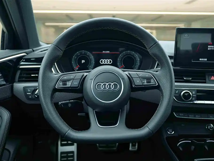 Audi A4L 2024 — фото 17