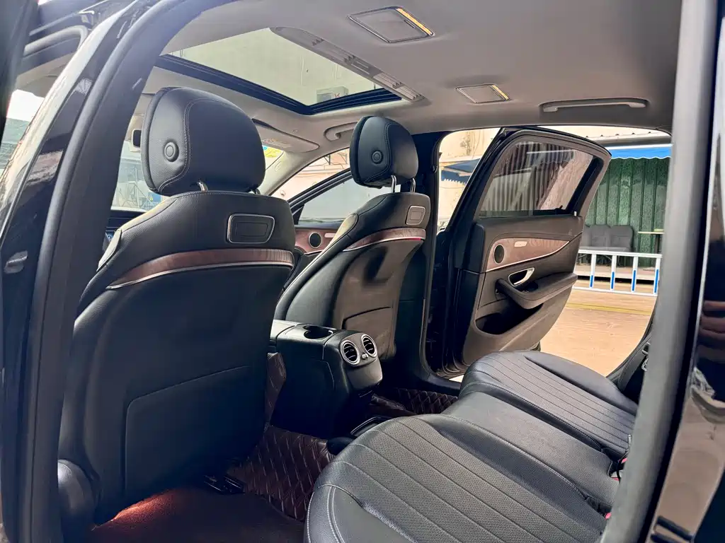 Mercedes-Benz E-Class 2017