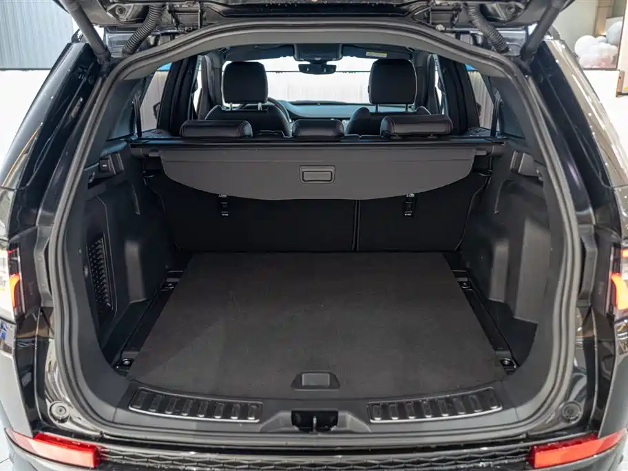 Land Rover Discovery Sport 2022 — фото 9