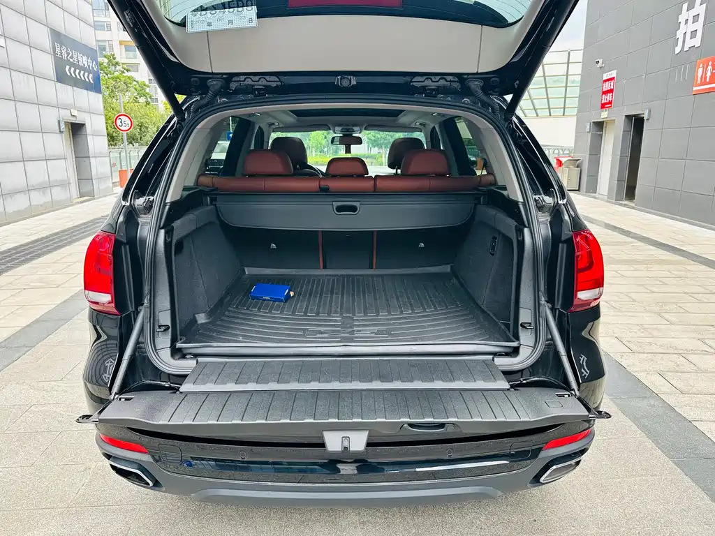 BMW X5 2019 — фото 16
