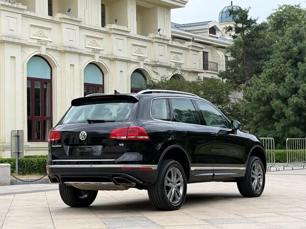 Volkswagen Touareg 2016 — фото 24
