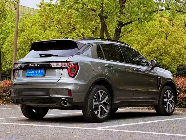 Lynk & Co 01 EM-P 2022