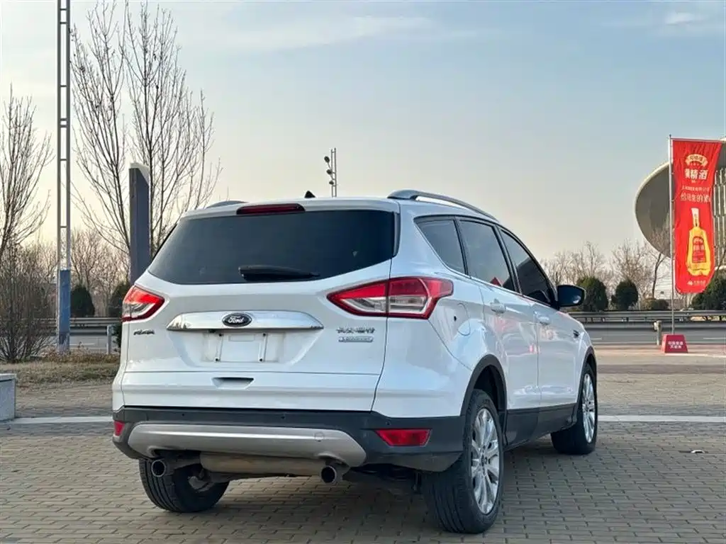 Ford Kuga 2014 — фото 4