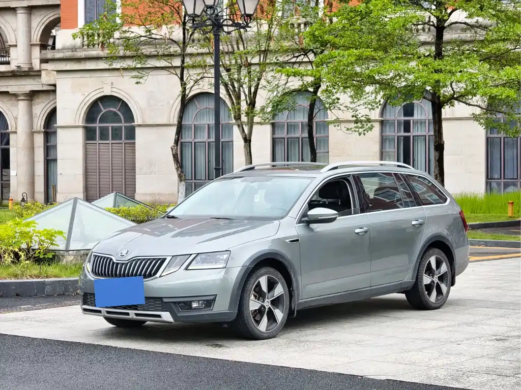 Skoda Octavia 2017 — фото 1