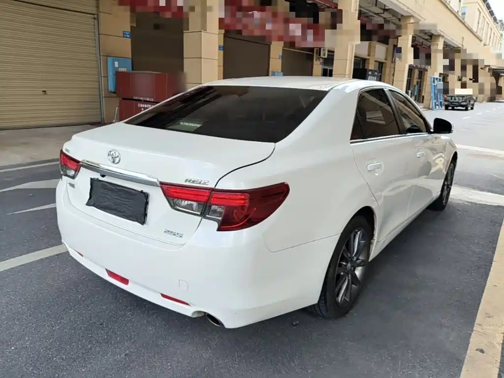 Toyota Reiz 2017