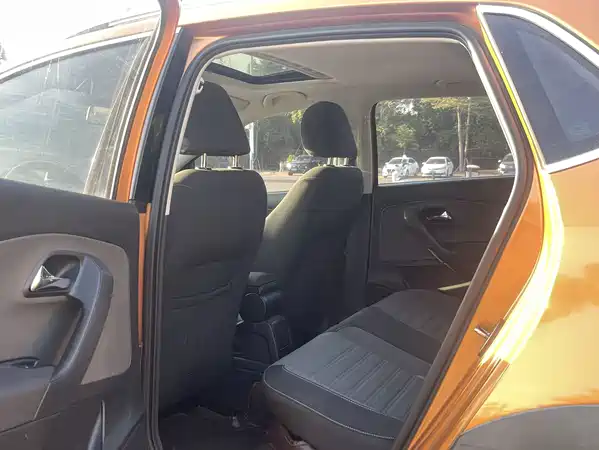 Volkswagen Polo 2016