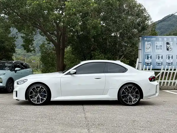 BMW M2 2024