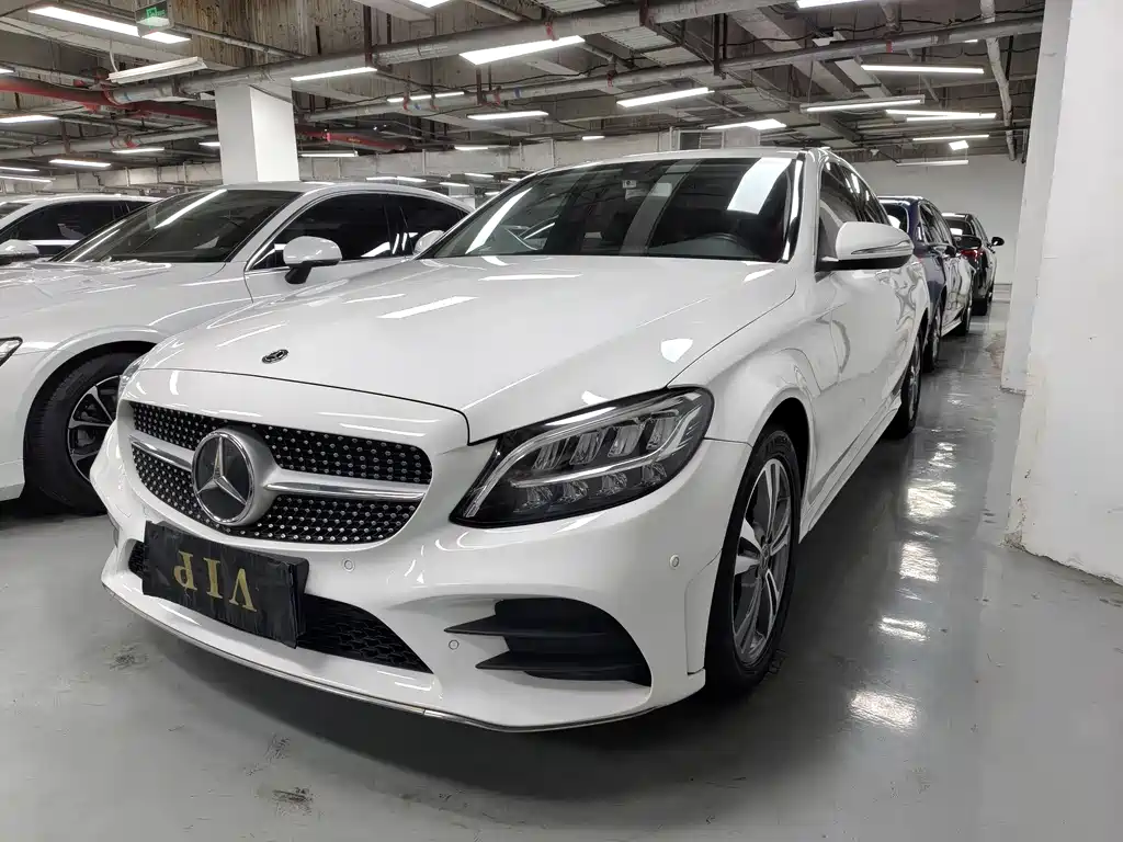 Mercedes-Benz C-Class 2020