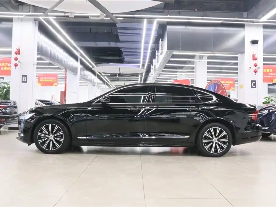 Volvo S90 PHEV 2021 — фото 3